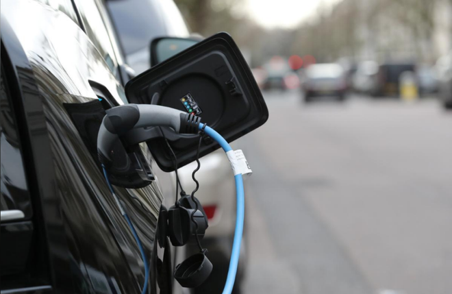 全球电动汽车销量今年预计下降18% 燃油车下跌23%