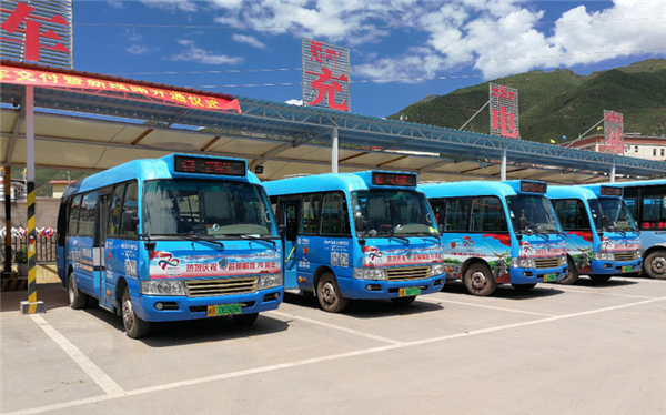 雪域高原上的“便捷公交”——援藏的金旅纯电动公交车交付西藏昌都