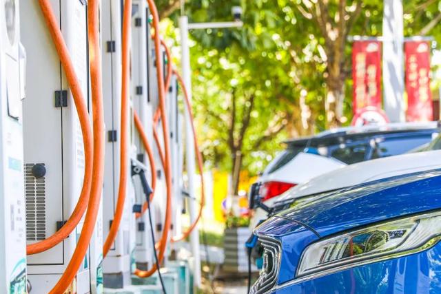 新能源汽车能否带动汽车行业回温？