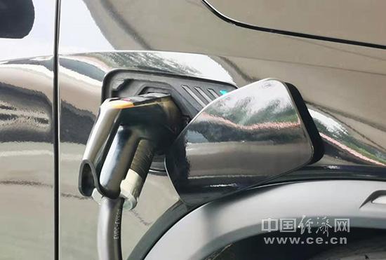 广州破解新能源车充电难 市区“5分钟充电圈”已成形