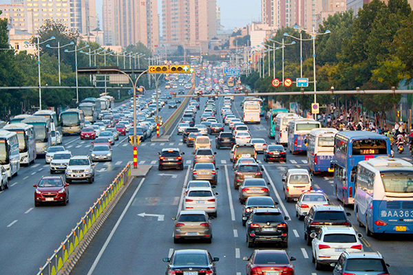 上海机动车保有量突破500万辆 其中新能源汽车71万辆